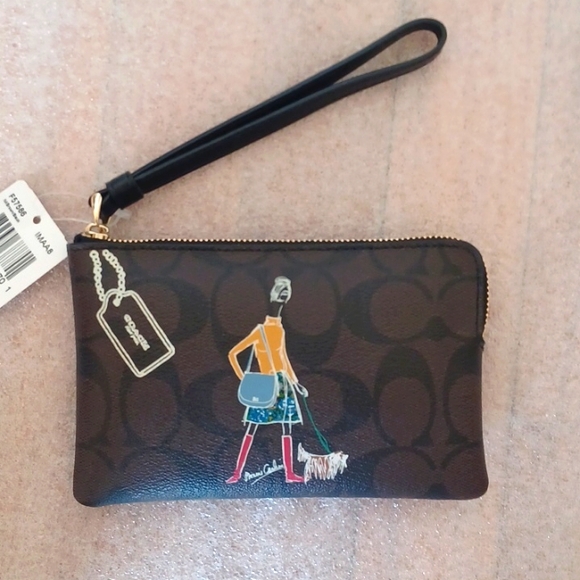 SOLD - NWT COACH Bonnie Cashin Corner Zip Wristlet - Picture 2 of 8